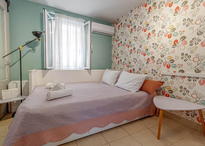 Cozy Corfiot House