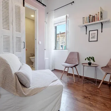 Cozy Corfiot House *