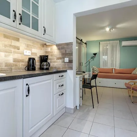 Cozy Corfiot House *