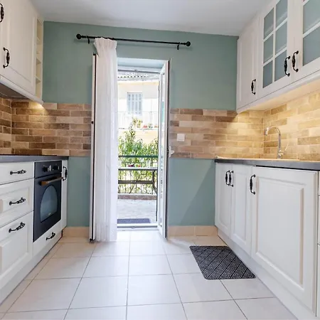 בית נופש Cozy Corfiot House *
