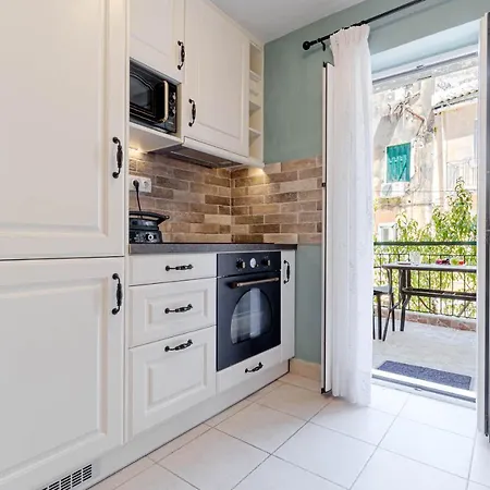 Cozy Corfiot House בית נופש